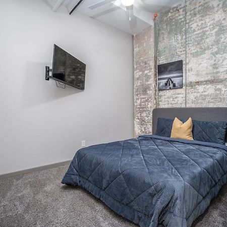 The Davis Lofts At Main Street - Unit 2B Appartement Rocky Mount Buitenkant foto