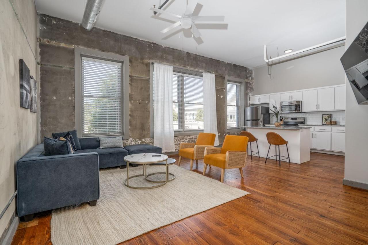 The Davis Lofts At Main Street - Unit 2B Appartement Rocky Mount Buitenkant foto