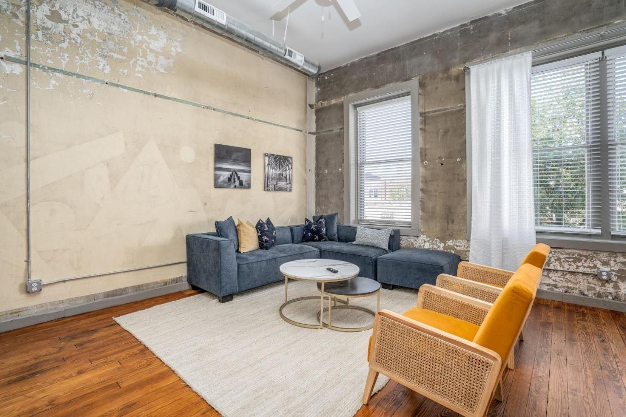 The Davis Lofts At Main Street - Unit 2B Appartement Rocky Mount Buitenkant foto